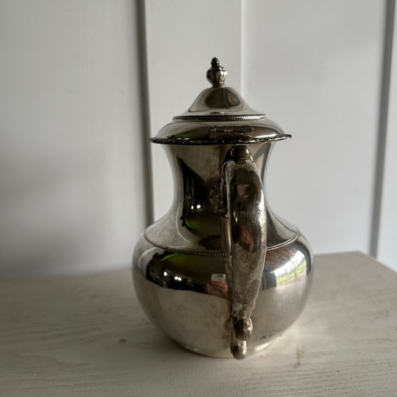 Quadruple plated silver Antique Teapot Van Bergh #25 Rochester NY - Picture 3 of 4